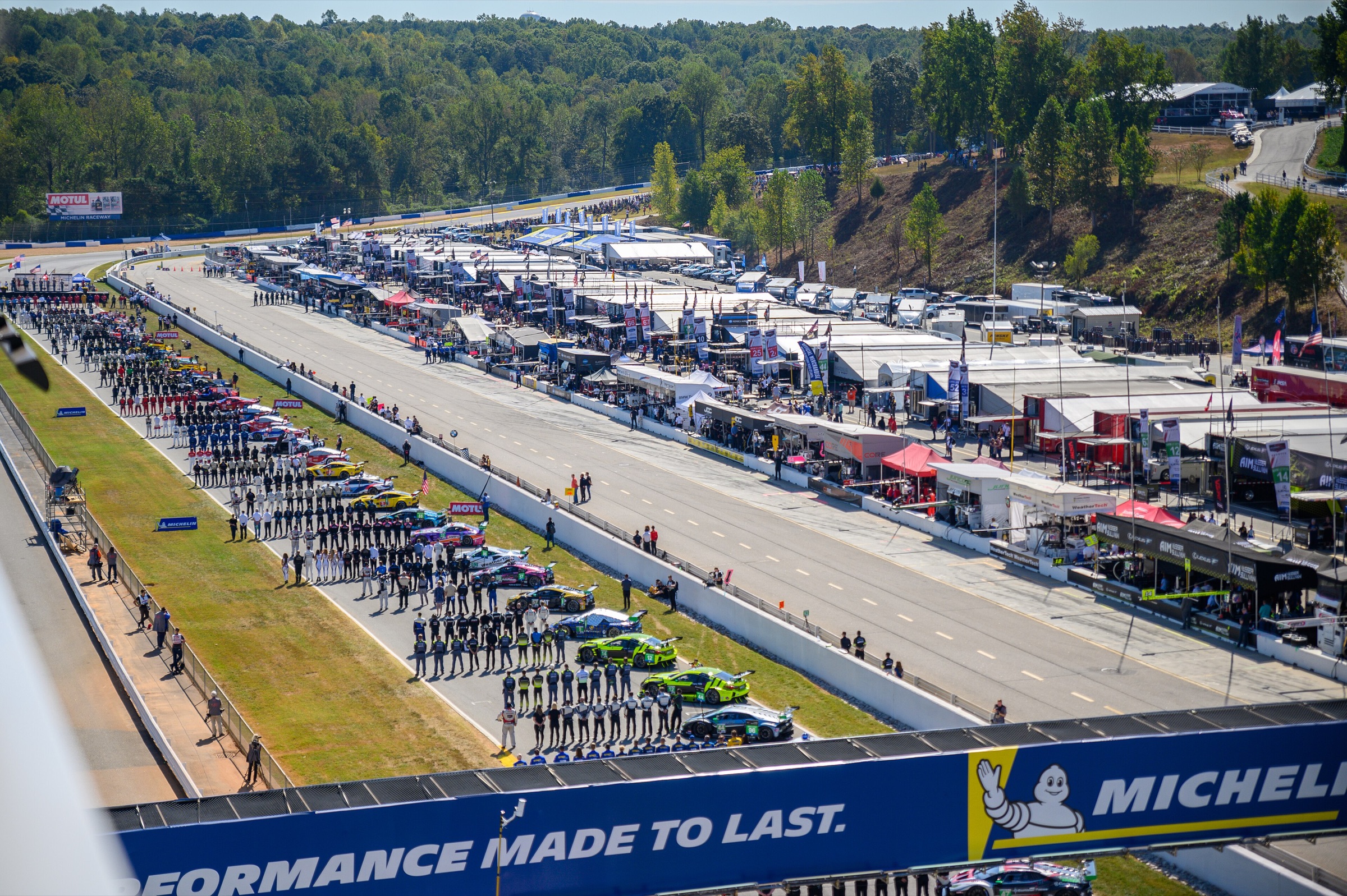 Road Atlanta front straight